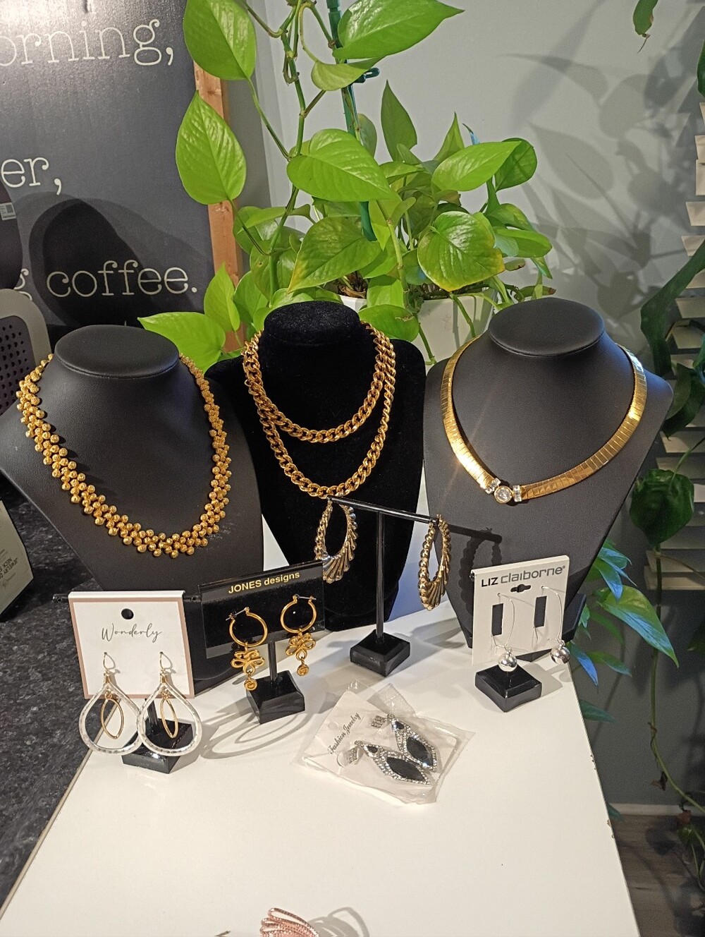 Lot Of Fashion Jewelry